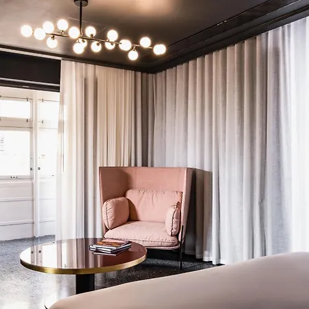 Rosselli Ax Privilege