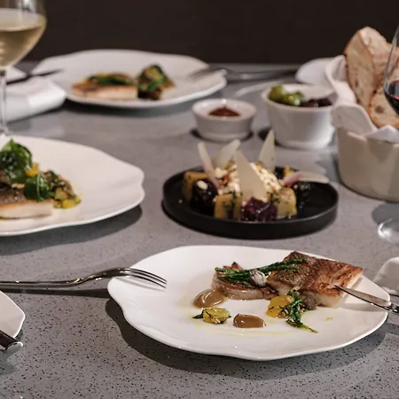 Rosselli Ax Privilege