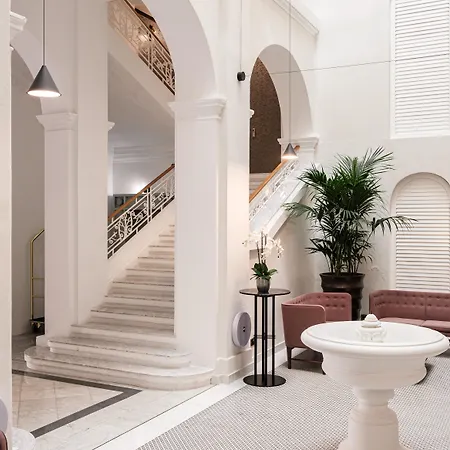Rosselli Ax Privilege 5* Valletta