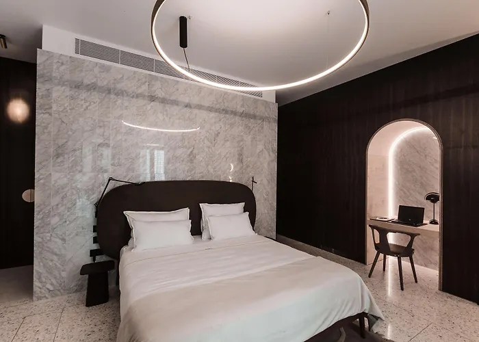 Rosselli Ax Privilege 5* Valletta